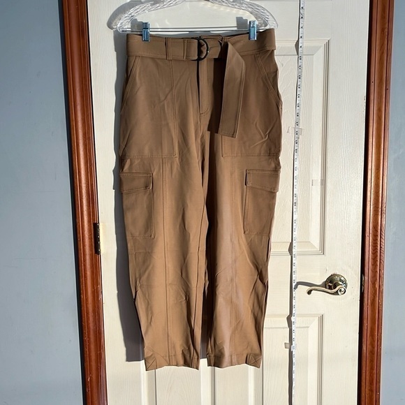 Banana Republic-10-latte cream(tan)-hi rise, belted ,tapered, cargo pants. - Picture 3 of 16